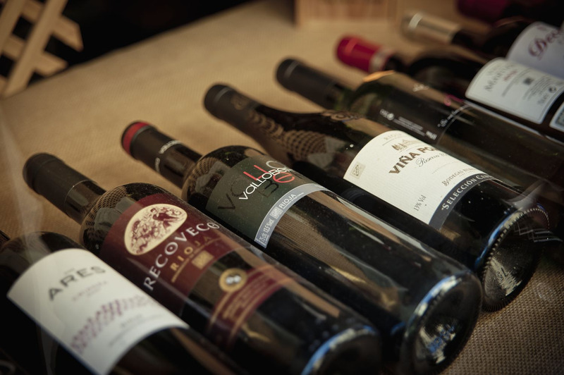 Giá rượu vang Tây Ban Nha nhập khẩu