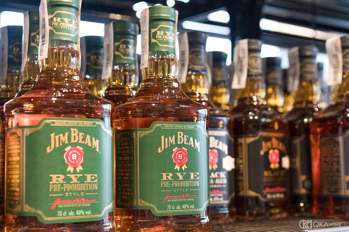 Mua rượu whisky chính hãng ở đâu?