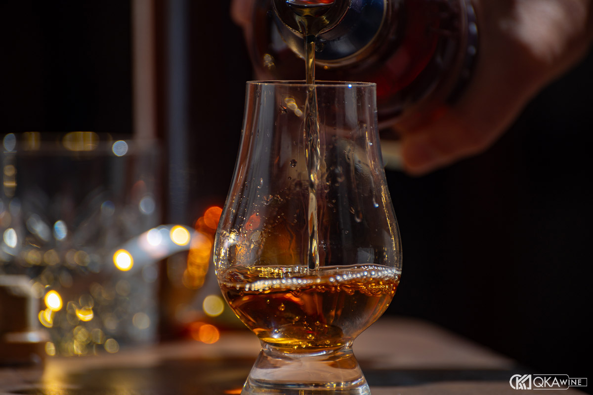 Nguồn gốc whisky Scotland và Ireland
