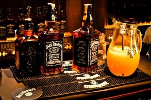 rượu whisky là gì có mấy loại