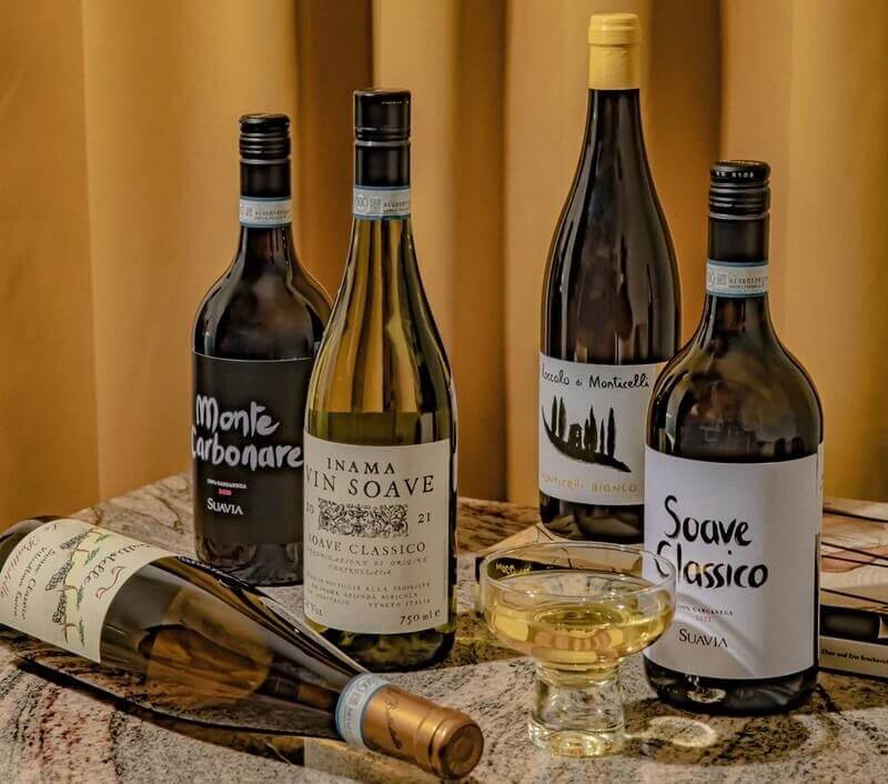 rượu vang ý Soave