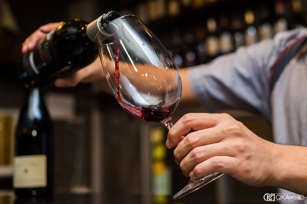 Hương vị đặc trưng của rượu vang Pháp Bordeaux