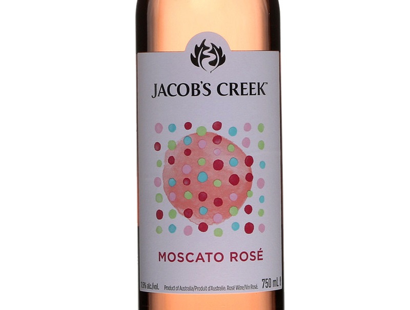 Rượu vang Úc Jacob’s Creek Moscato Rose Lighter dành cho phụ nữ