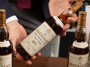 cách nhận biết rượu macallan thật