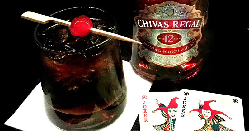 Rượu Chivas pha Coca và Soda