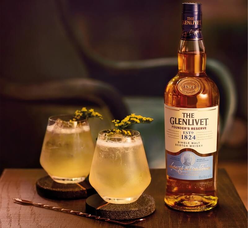 Cách uống rượu Whisky pha chế Cocktail