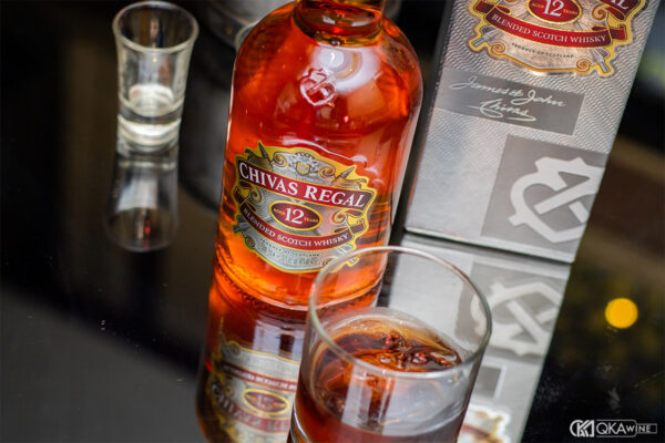 Cách uống rượu Chivas