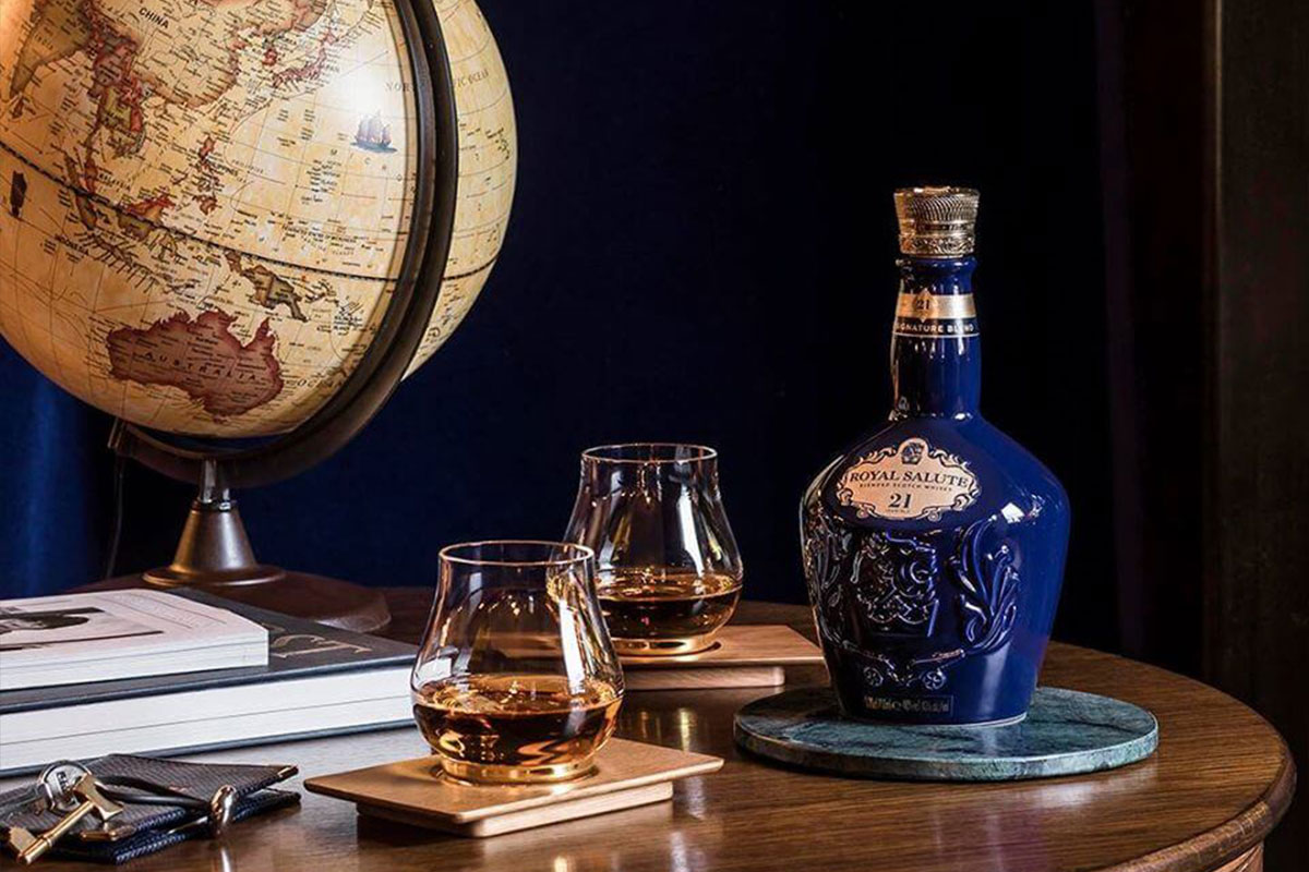 Trải nghiệm hương vị của Chivas 21 qua từng phiên bản