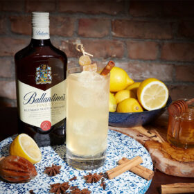 Cách uống rượu Ballantine's chuẩn vị và ngon nhất