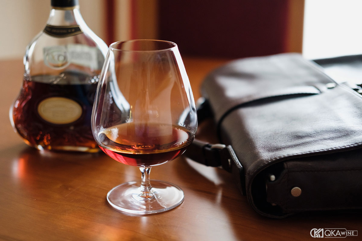 Một số lưu ý khi thưởng thức rượu Cognac