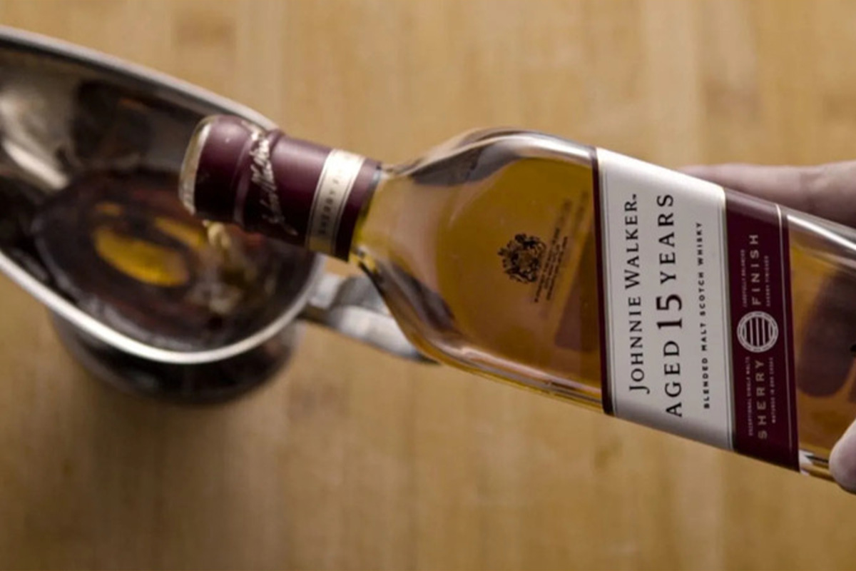 Nhận biết rượu Johnnie Walker qua độ cồn