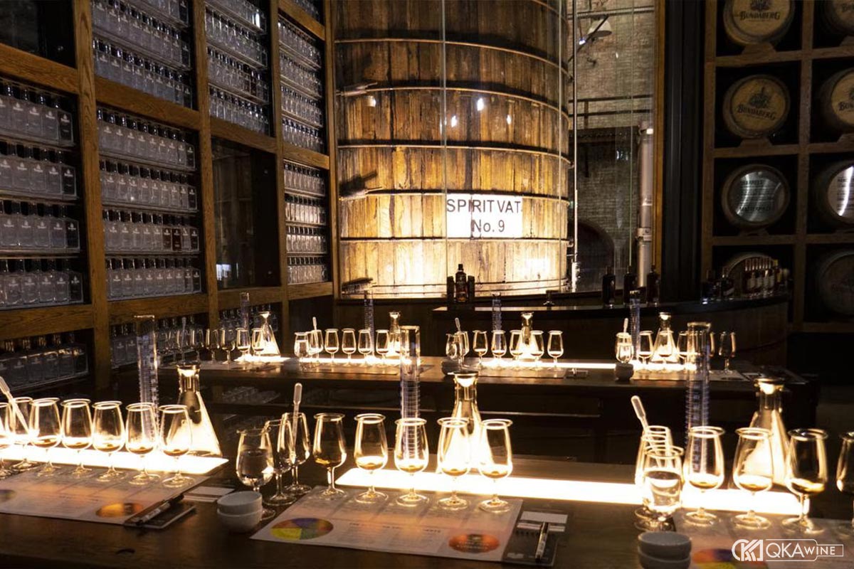 Pha trộn và hoàn thiện hương vị Rum