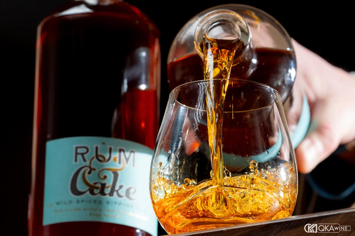 Loại rượu Rum nào phù hợp để làm bánh?