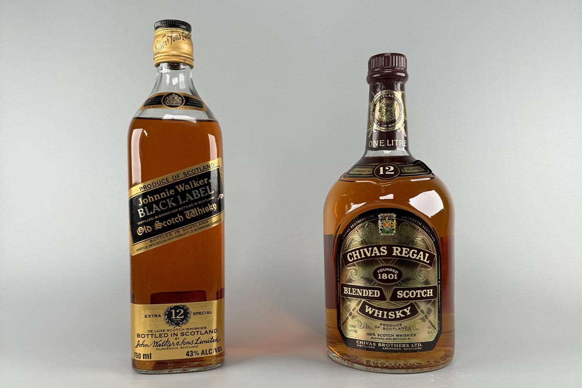 So sánh các dòng rượu Chivas Regal và Johnnie Walker