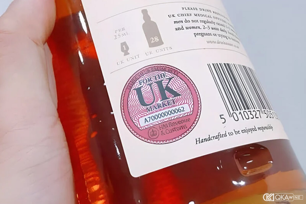 Thông số kỹ thuật trên tem rượu UK