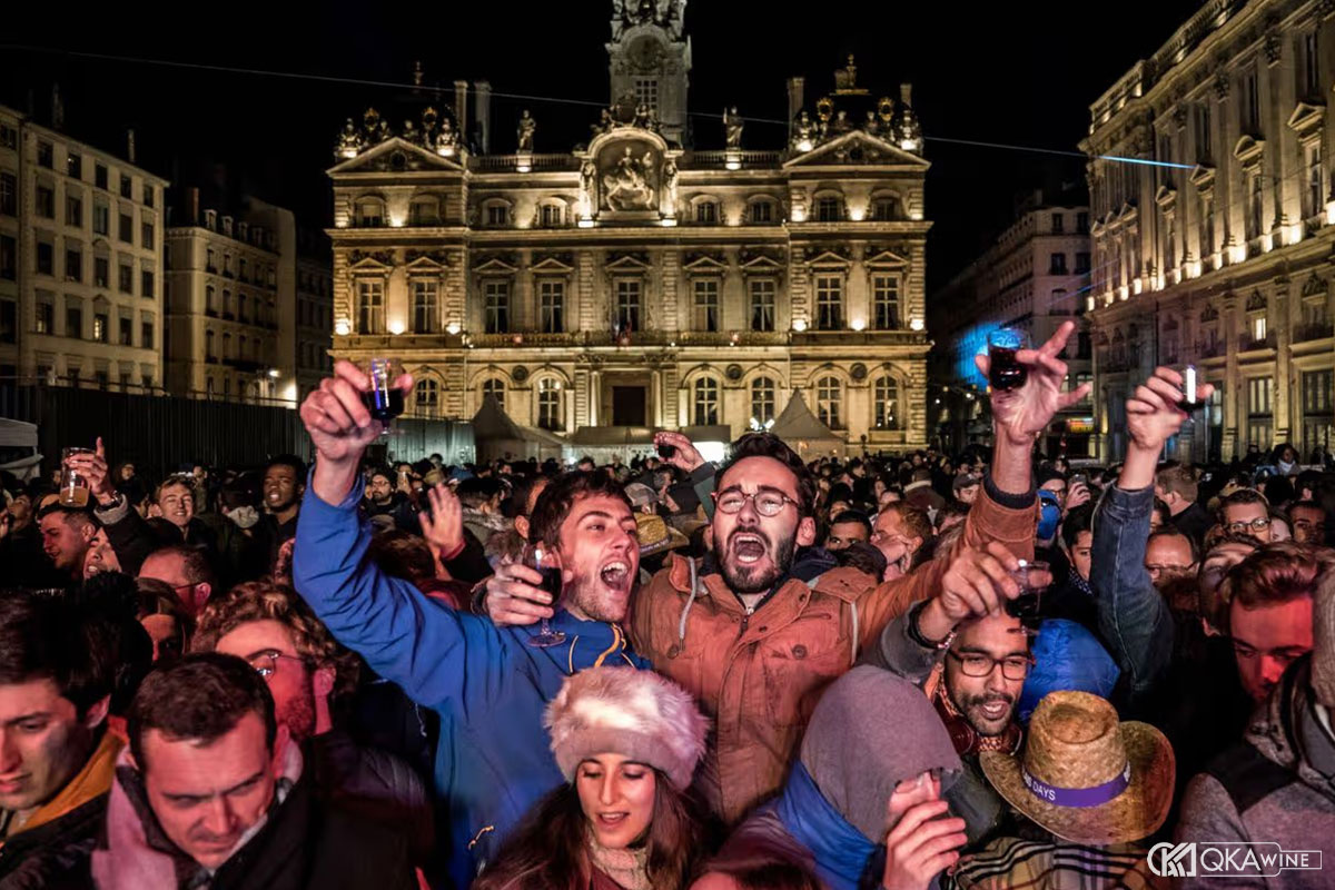 Vì sao lễ hội Beaujolais Nouveau nổi tiếng?