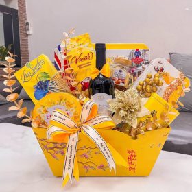 Quà Tết tặng bố mẹ chồng tương lai