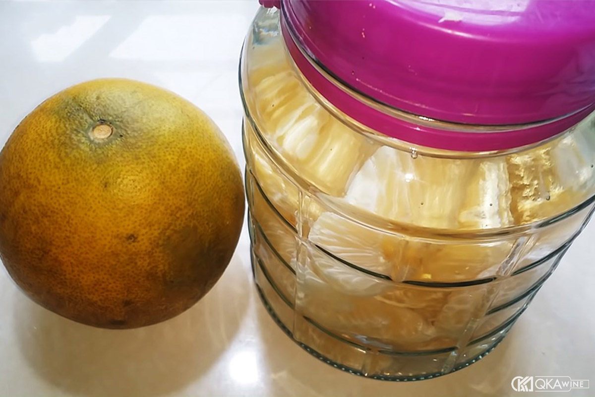Bưởi ngâm rượu