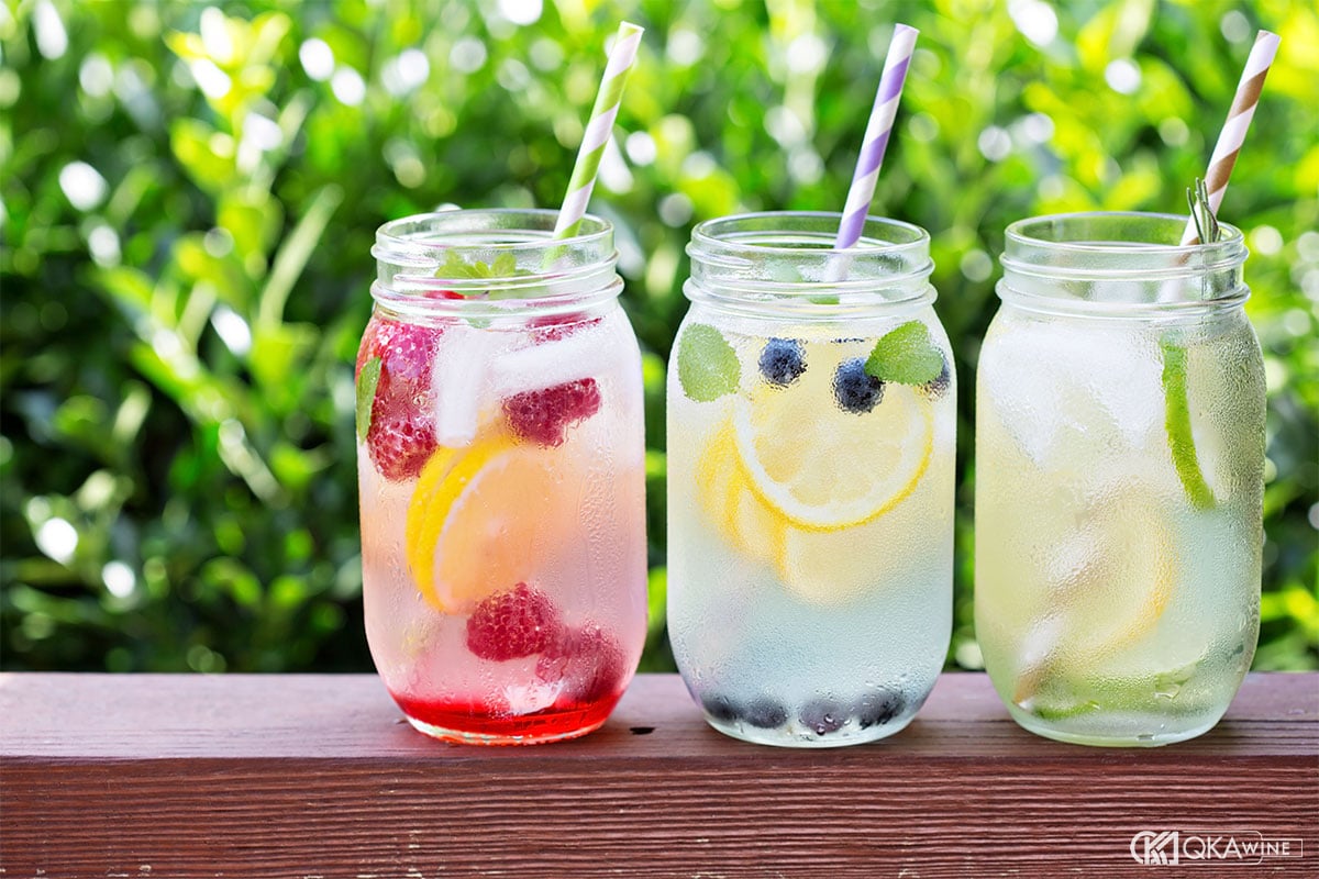 Cách pha rượu Vodka với trái cây