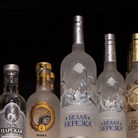 chai rượu vodka đắt nhất