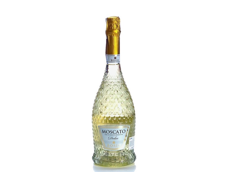 Rượu vang sủi Moscato Dolce Bosio khai vị