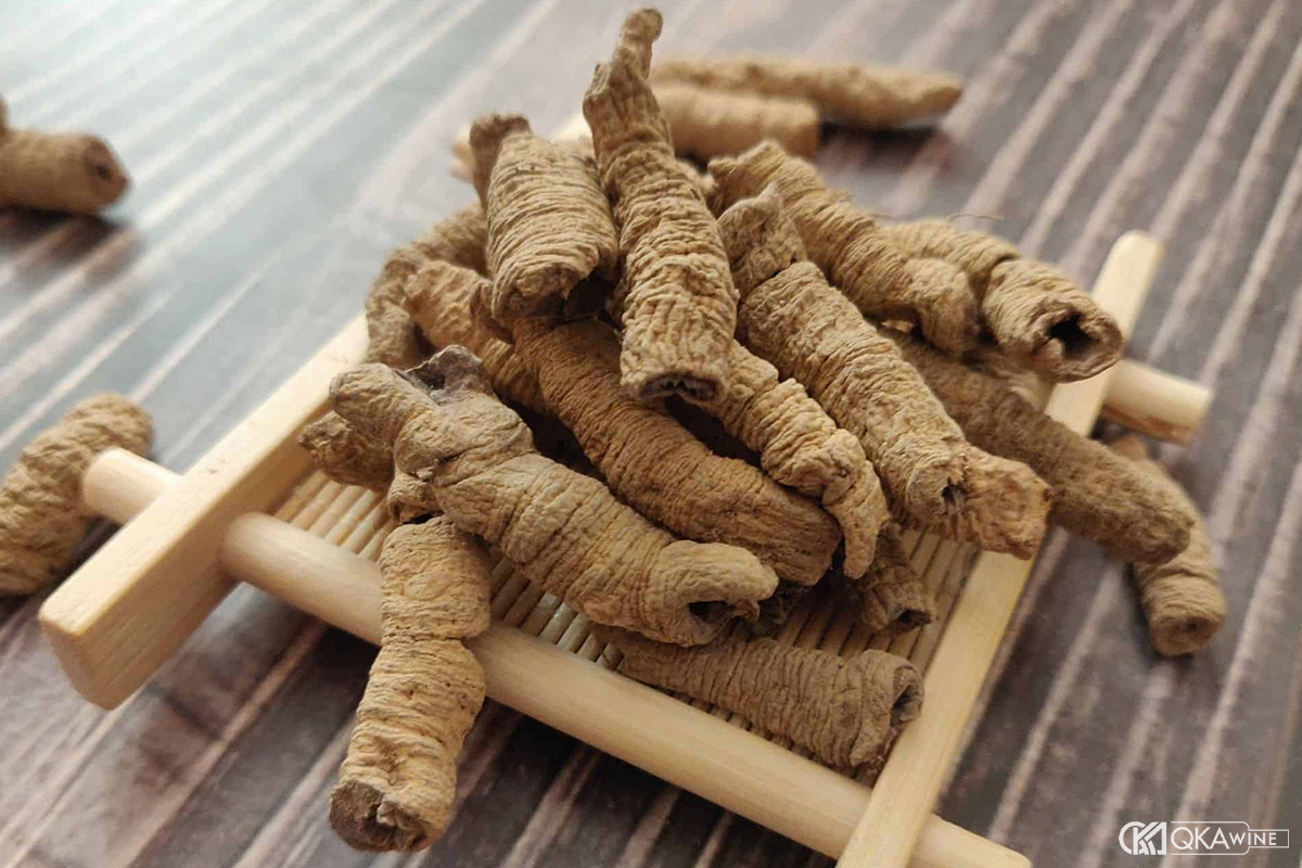 Nguyên liệu và tỷ lệ ngâm rượu ba kích