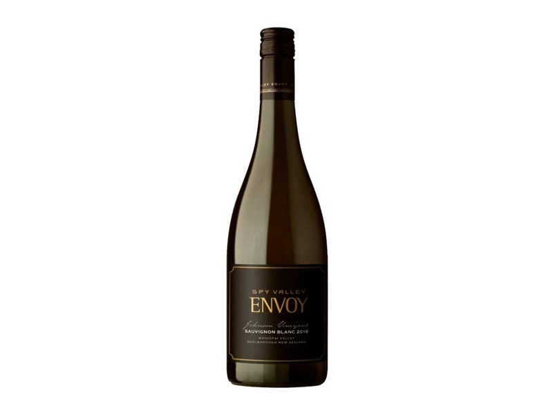 Rượu vang trăng Spy Valley Envoy Sauvignon Blanc