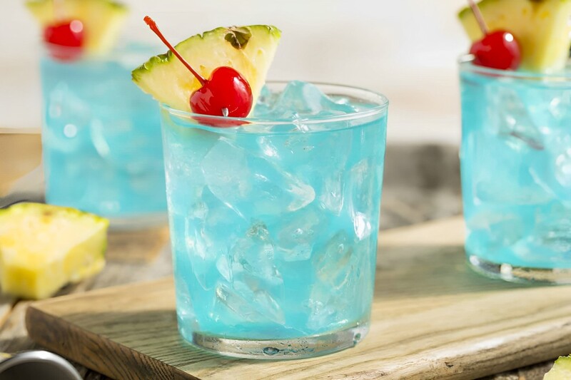 cocktail blue hawaii