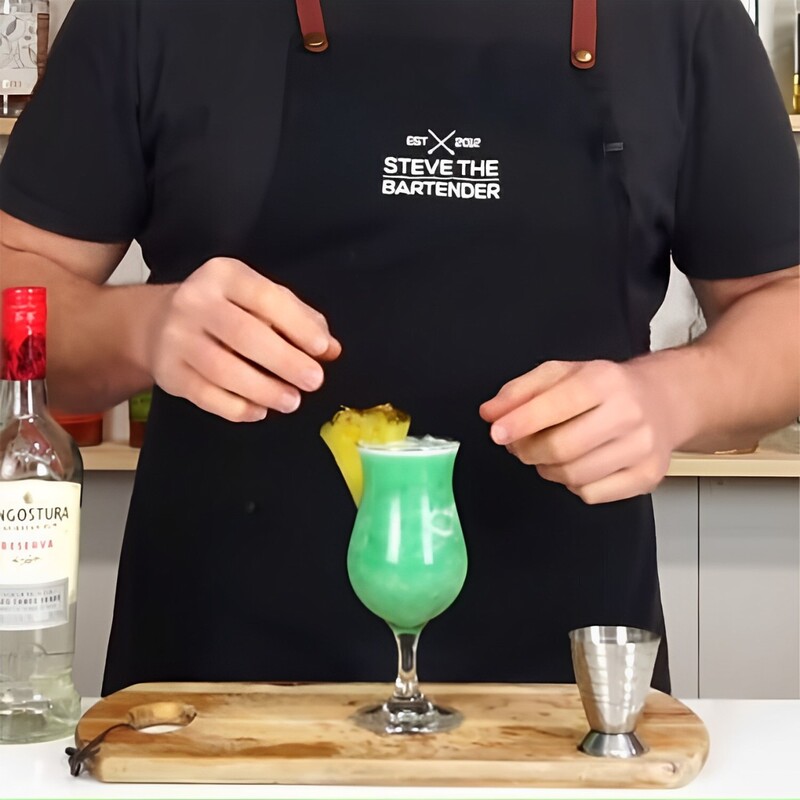 cách pha chế cocktail blue hawaii