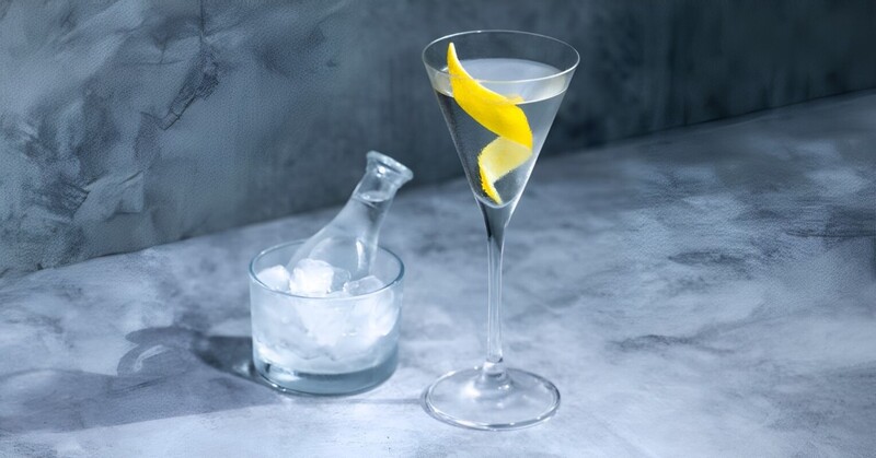 cách pha chế cocktail martini