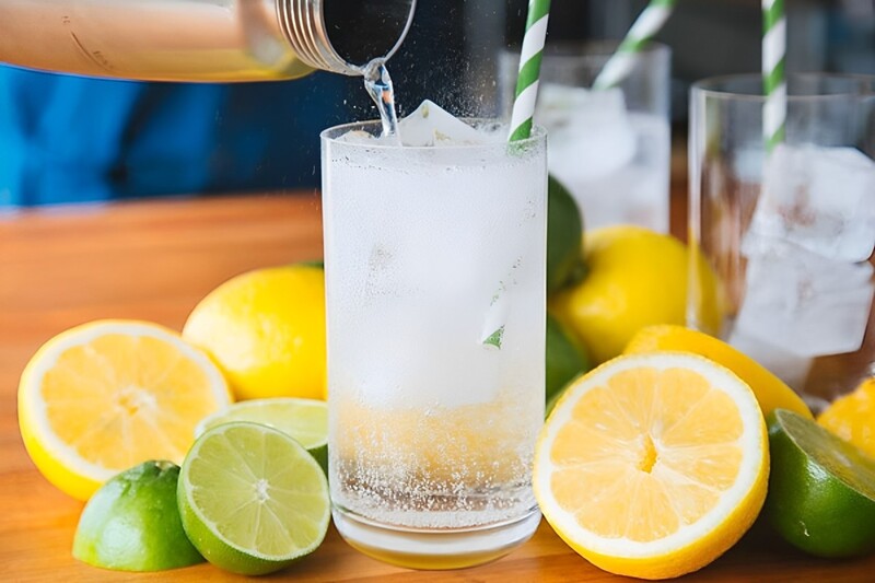 thành phần chính trong ly highball cocktail