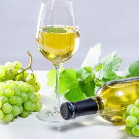 rượu vang trong tiếng anh là gì