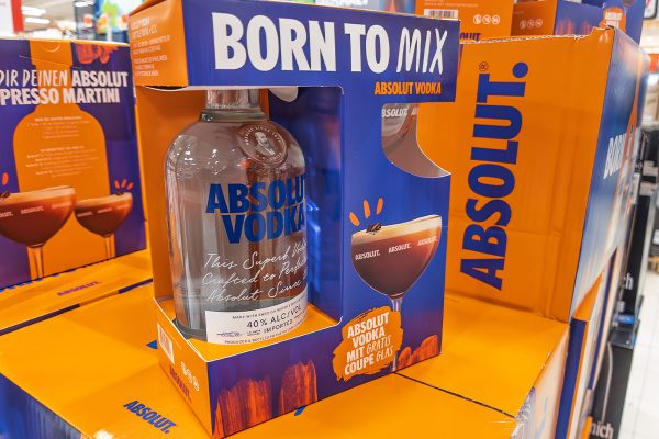 Cách phân biệt Vodka Absolut thật và giả