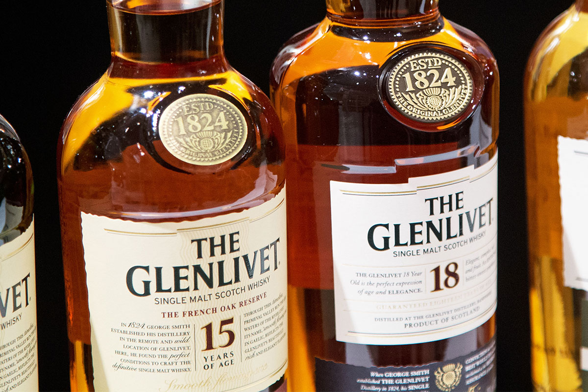 Glenlivet 15 và 18 khác nhau thế nào?