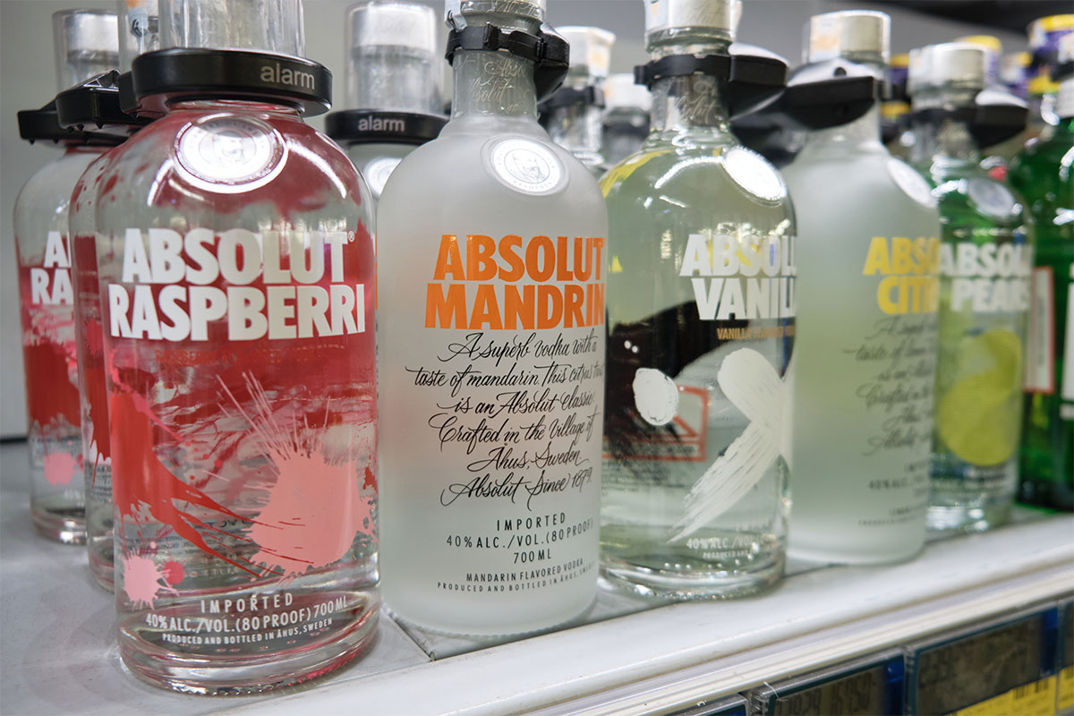 Những lưu ý để tránh mua phải Vodka Absolut giả
