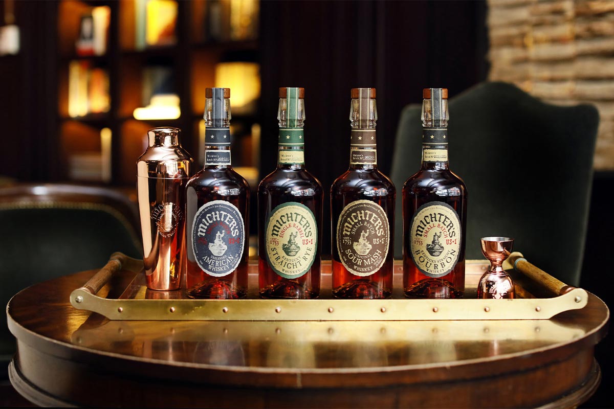 Giá rượu Bourbon American Whiskey hiện nay