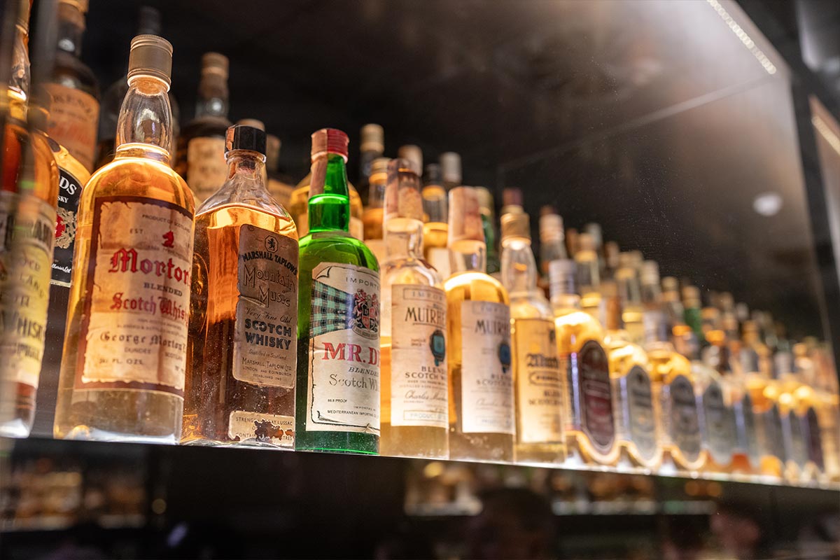 Nên chọn Blended Scotch Whisky nào