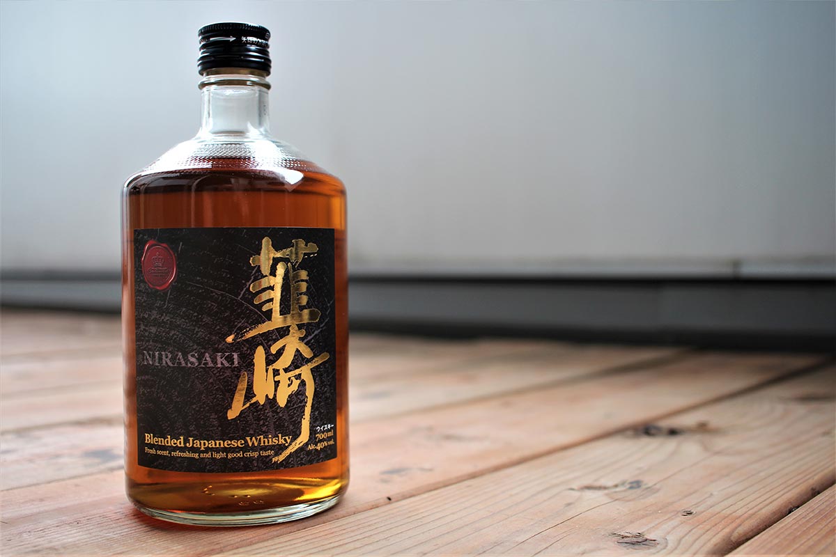 Quà tặng Blended whisky Nhật Bản