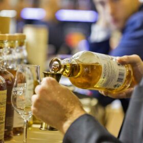 Cách uống rượu Balvenie chuẩn chuyên gia