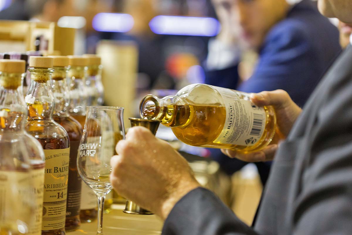 Cách uống rượu Balvenie chuẩn chuyên gia