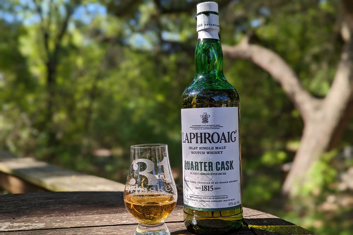 Bảng giá rượu Laphroaig chính hãng tại QKAWine
