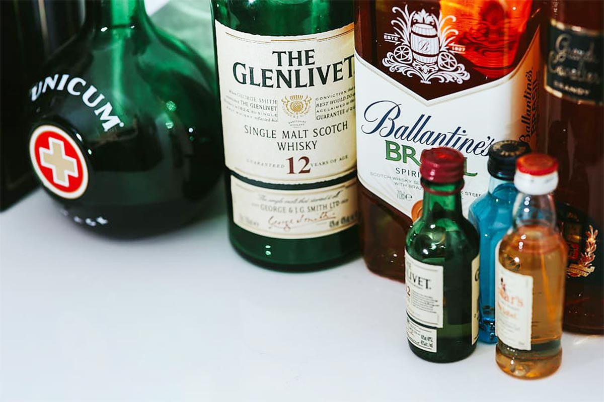 Giới thiệu tổng quan về Ballantine’s và Glenlivet