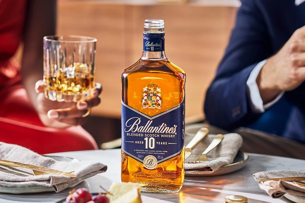 Sau khi mở nắp Ballantine’s để được bao lâu?