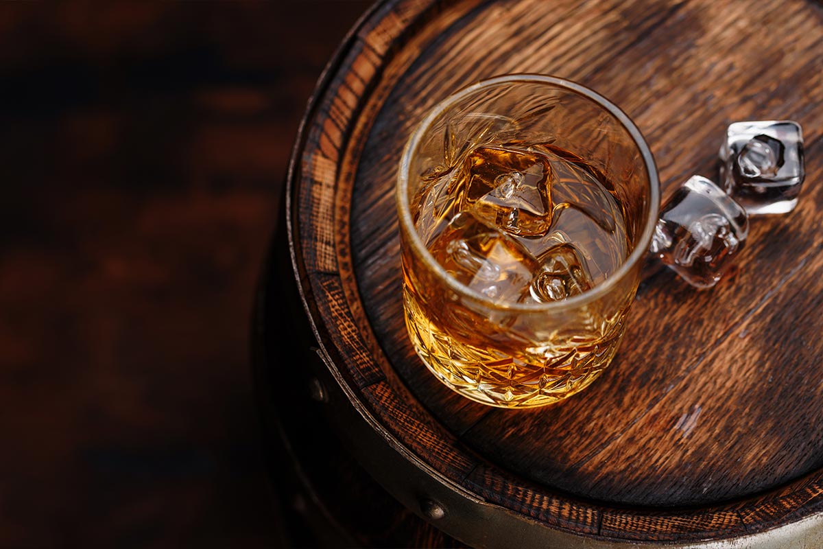 So sánh hậu vị Ballantine’s và các dòng Scotch whisky khác