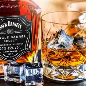 Cách bảo quản rượu Jack Daniel’s sau khi mở nắp