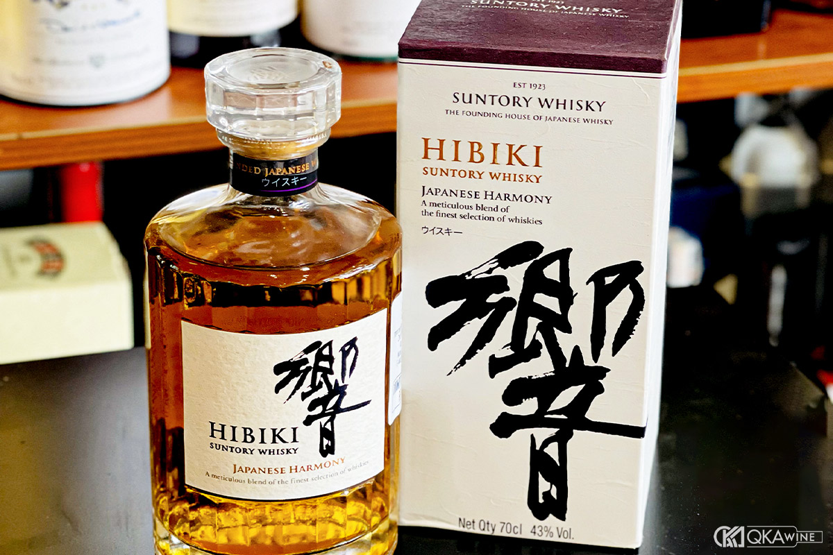 Cách thưởng thức rượu Hibiki Harmony chuẩn nhất
