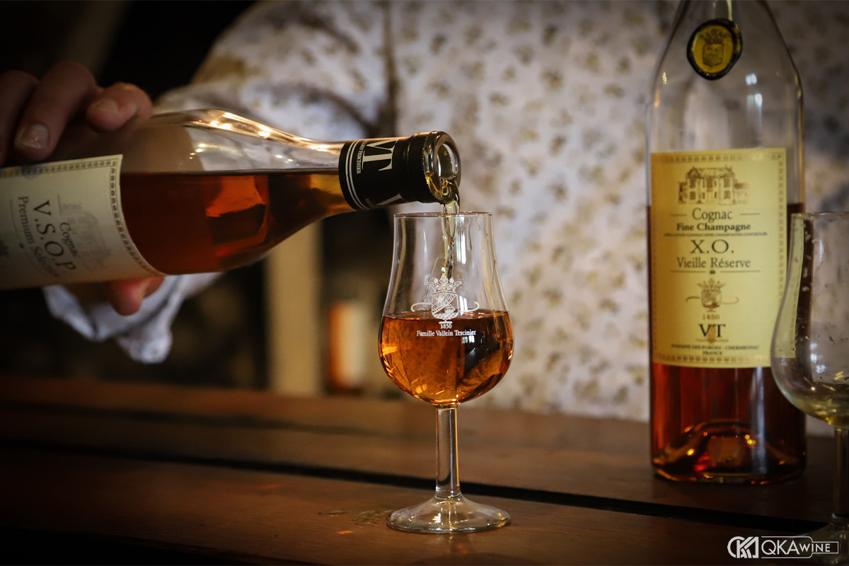 Điểm giống nhau giữa Cognac và Armagnac