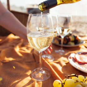 Món ăn kết hợp cùng Sparkling Wine