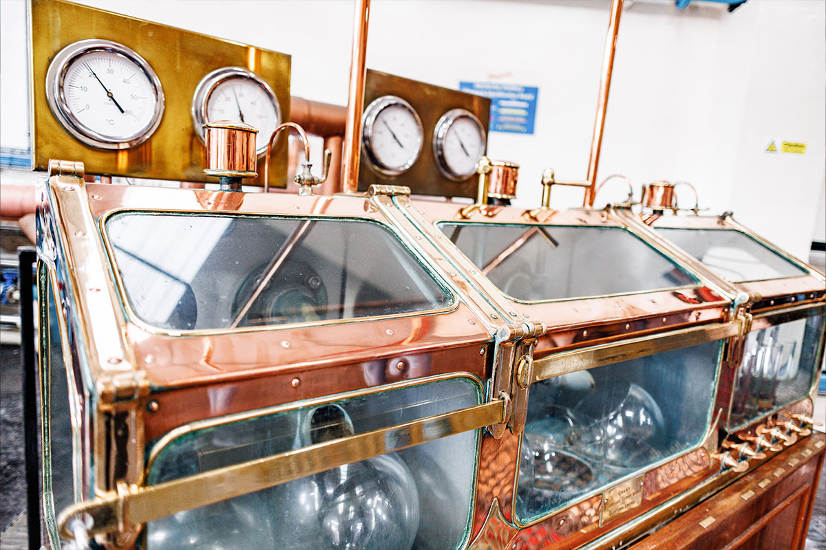 Rượu Glenfarclas: Di sản gia đình qua sáu thế hệ