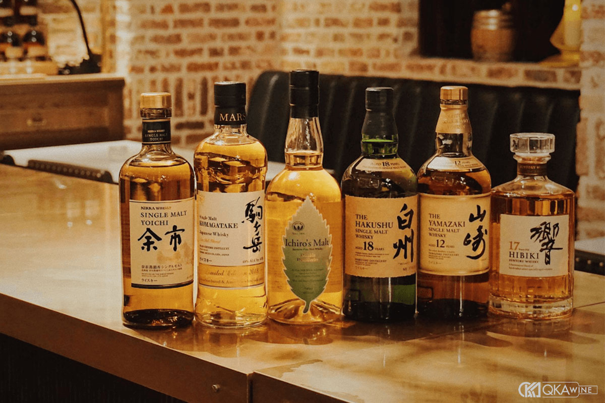 So sánh dòng sản phẩm tiêu biểu Yamazaki và Hakushu